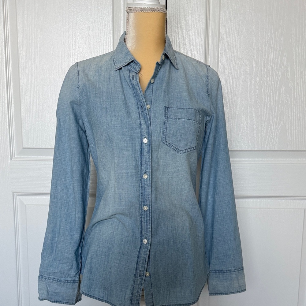 Jcrew Mercantile Light Blue Denim Button-Up Shirt